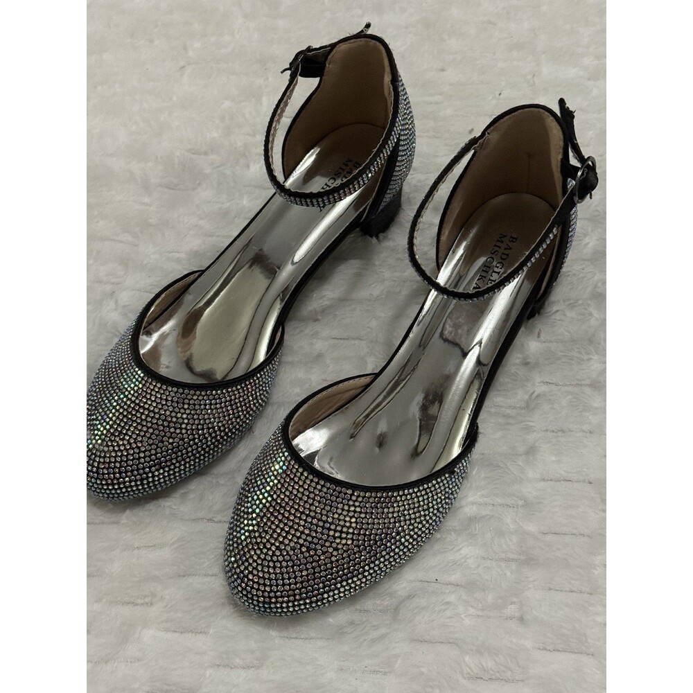 Badgley Mischka Evening Glittering Bead and Crystal Strappy Low Pump Size:4